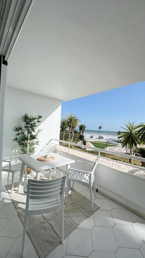 Ferienwohnung Miraflores Beach - Sea Front - Luxury Mijas Exterior foto